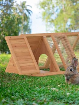 Factory OEM Wholesale Wooden Hen Guinea Pig Free Seed Duck & Small Animals Rabbit Cage